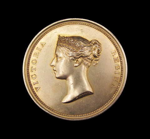 1837 Victoria Visit To The Guildhall 55mm Gilt Silver Medal - By Wyon