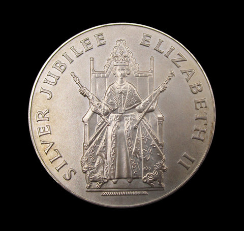 1977 Elizabeth II Silver Jubilee 'Queen's Award' 44mm Silver Medal - Cased