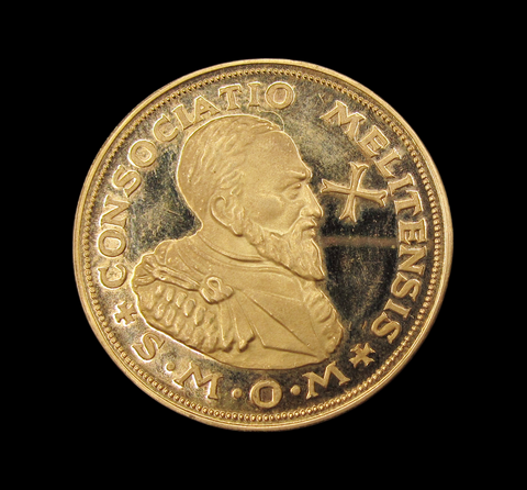 Malta 1966 400th Anniversary of the Founding of Valletta 30mm Gold Medal