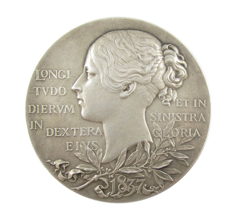 1897 Victoria Diamond Jubilee 56mm Silver Medal - Cased