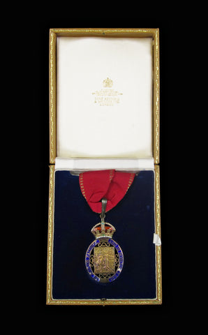 1986 The Order of The Companions of Honour Silver Gilt Badge - To Sydney Brenner