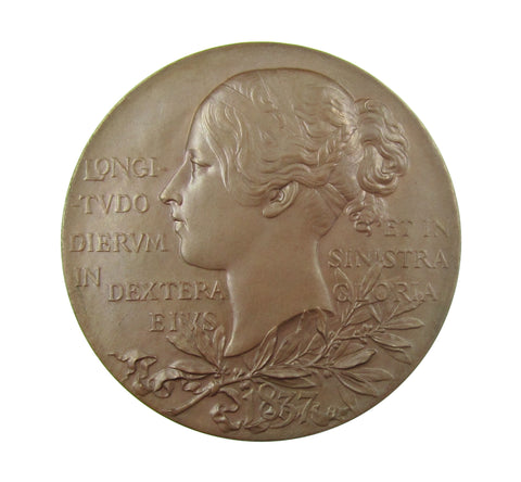 1897 Victoria Diamond Jubilee 56mm Bronze Medal - Cased