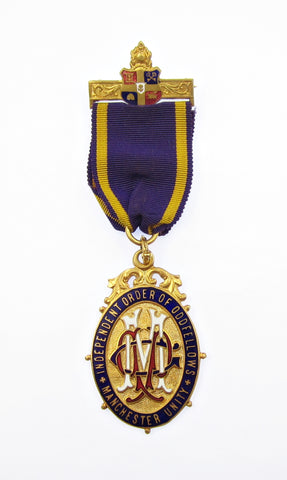 1938 Manchester Order Of Oddfellows 9ct Gold Masonic Medal